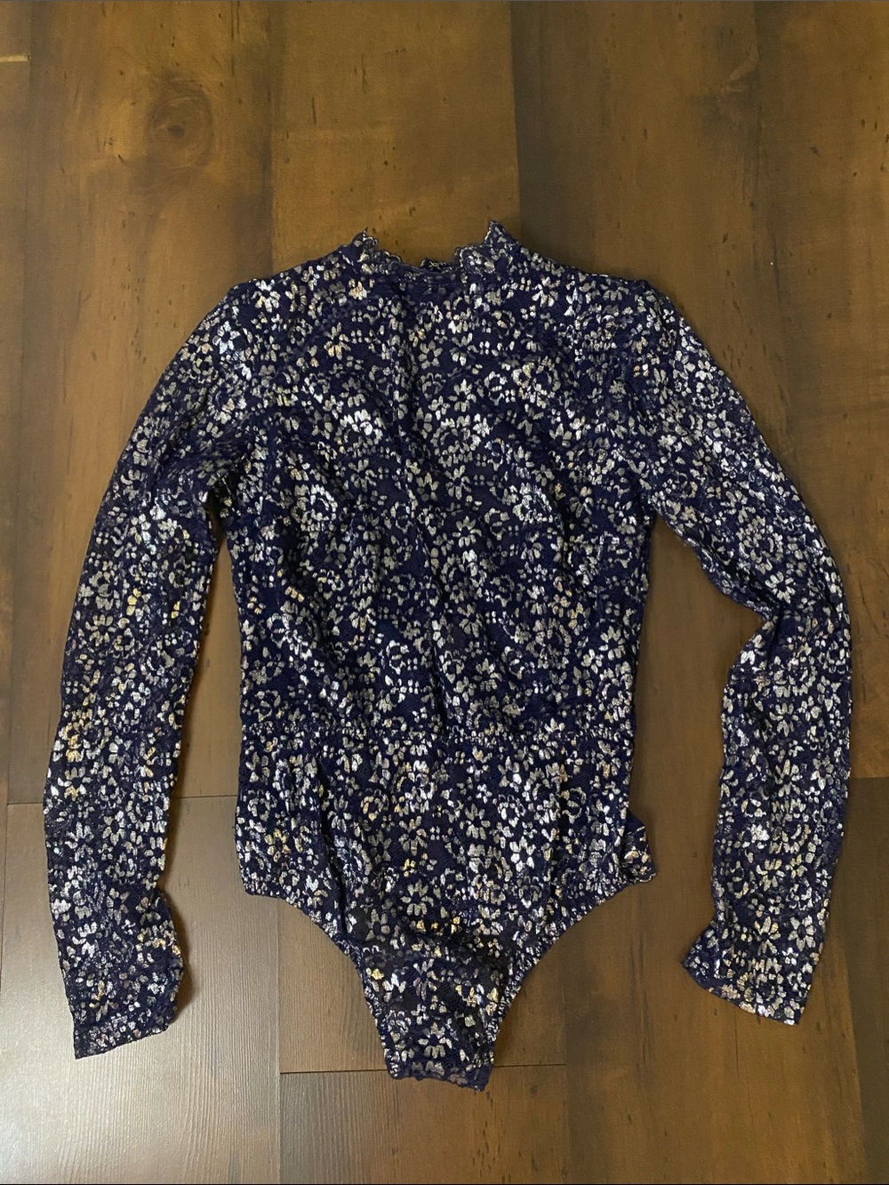 Dream Angels Victoria's Secret Navy, Silver Metallic Lace Bodysuit